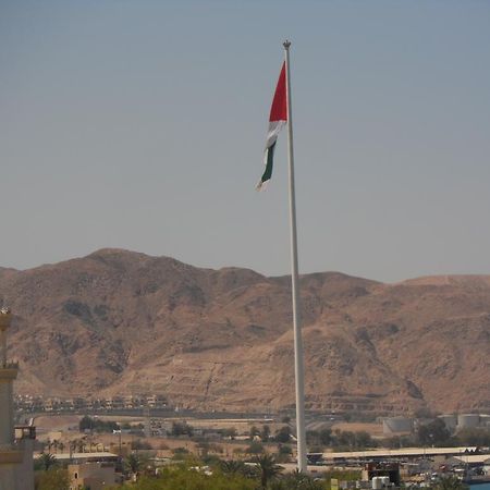 Captain'S Tourist Hotel Aqaba Exterior photo