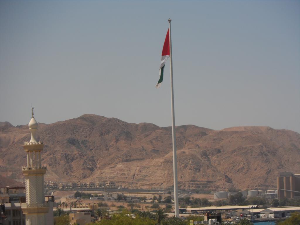 Captain'S Tourist Hotel Aqaba Exterior photo